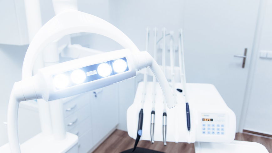 Können Zahnärzte wirklich sehen, ob wir Oralsex hatten?