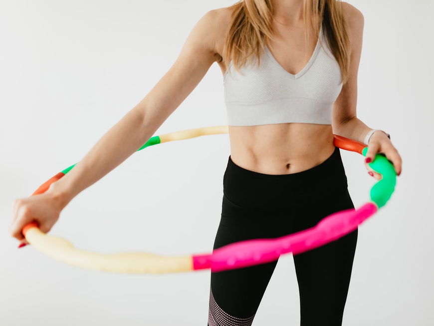 Hula Hoop: Abnehmen mit dem neuen Fitness-Trend