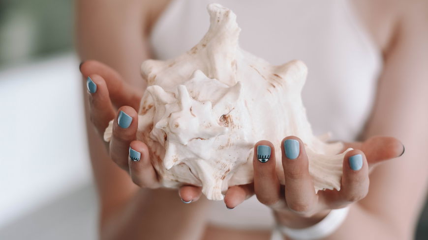 Nagellack-Trend: Diese 4 Nagellackfarben passen zu heller Haut