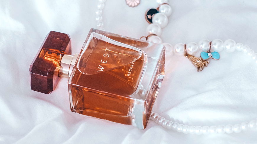 Parfum-Trend 2022: Diese 7 Düfte sind besonders kostbar