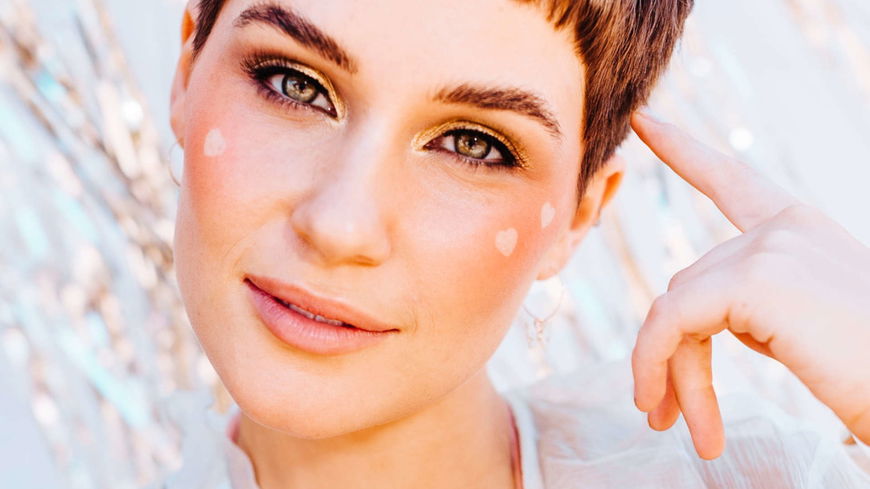 Valentinstaggeschenke 2022: 5 tolle Beauty-Produkte zum Verschenken