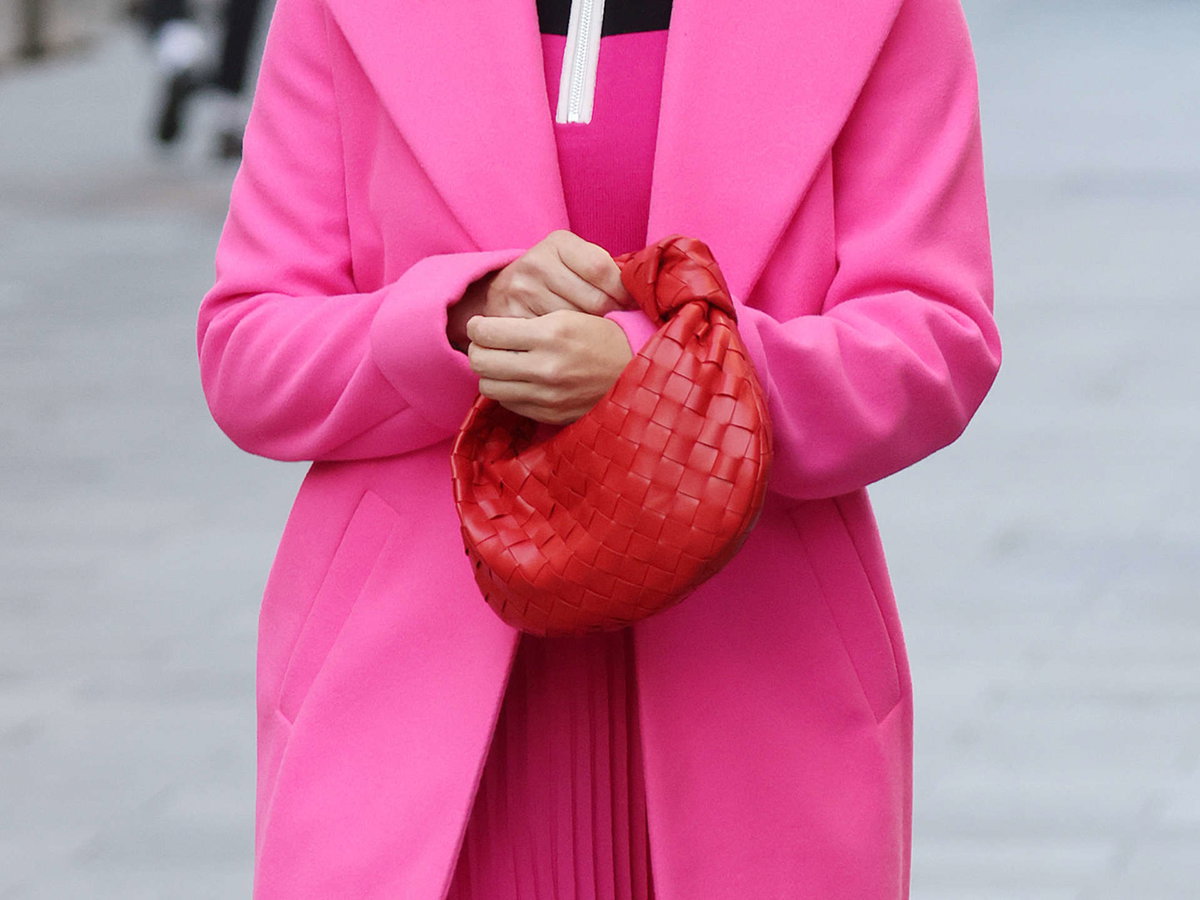 Handtasche rot
