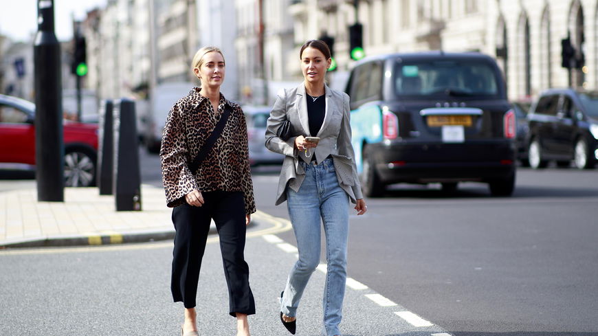 Mode-Trends 2022: Diese Jeans steht jeder Frau!