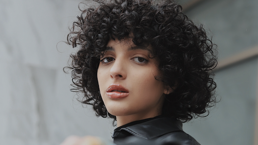 Beauty-Trends 2022: Lippenöl – die pflegende Alternative zum Lipbalm