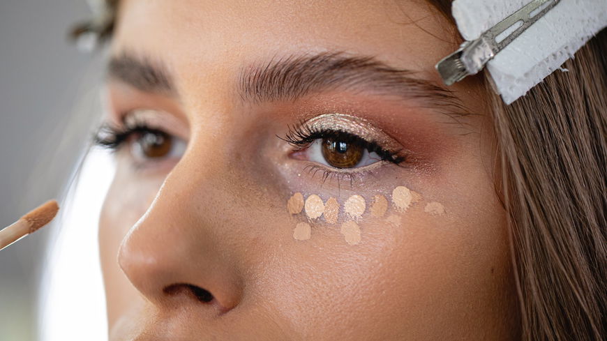 Concealer: Dieser geheime Ombré-Trick lässt deine Augenpartie jünger und strahlender wirken