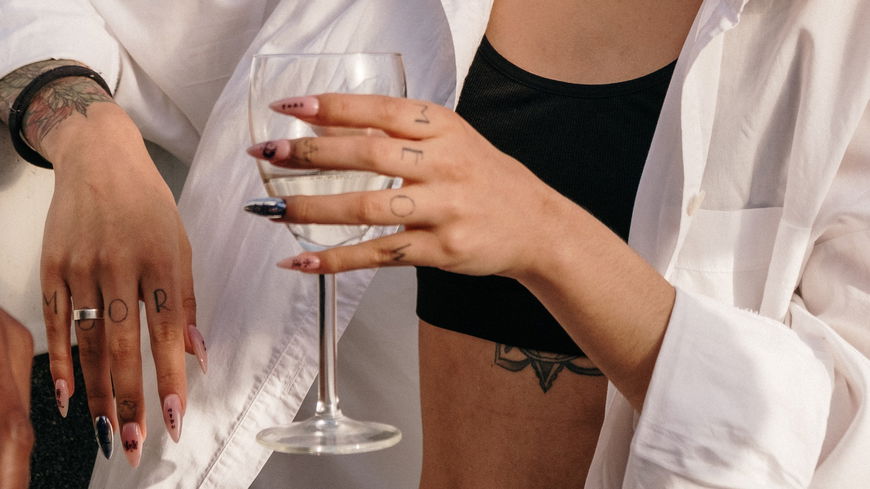 Nagellack-Trend 2022: Auf diese 7 Looks für den Herbst freuen wir uns jetzt