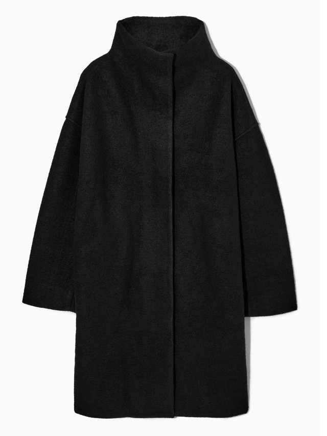 Schwarzer Oversize Mantel
