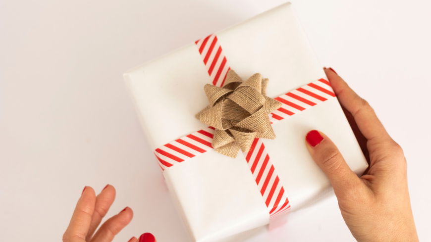 Weihnachtsgeschenke 2022: 5 Beauty-Ideen für die beste Freundin