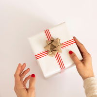 Weihnachtsgeschenke 2022: 5 Beauty-Ideen für die beste Freundin