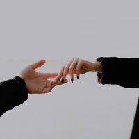 Horoskop: 4 Sternzeichen, die im November über ihren Ex hinweg kommen