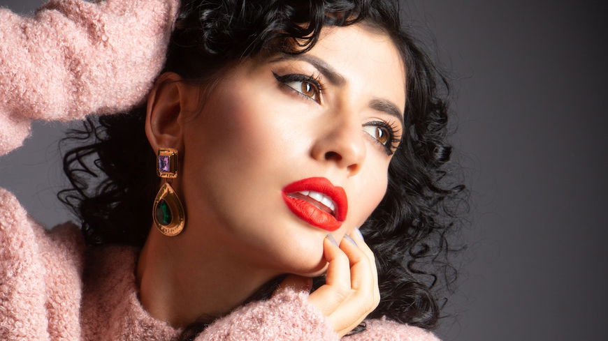 Rote Lippen: Diese 5 Farben stehen Frauen ab 50 besonders gut