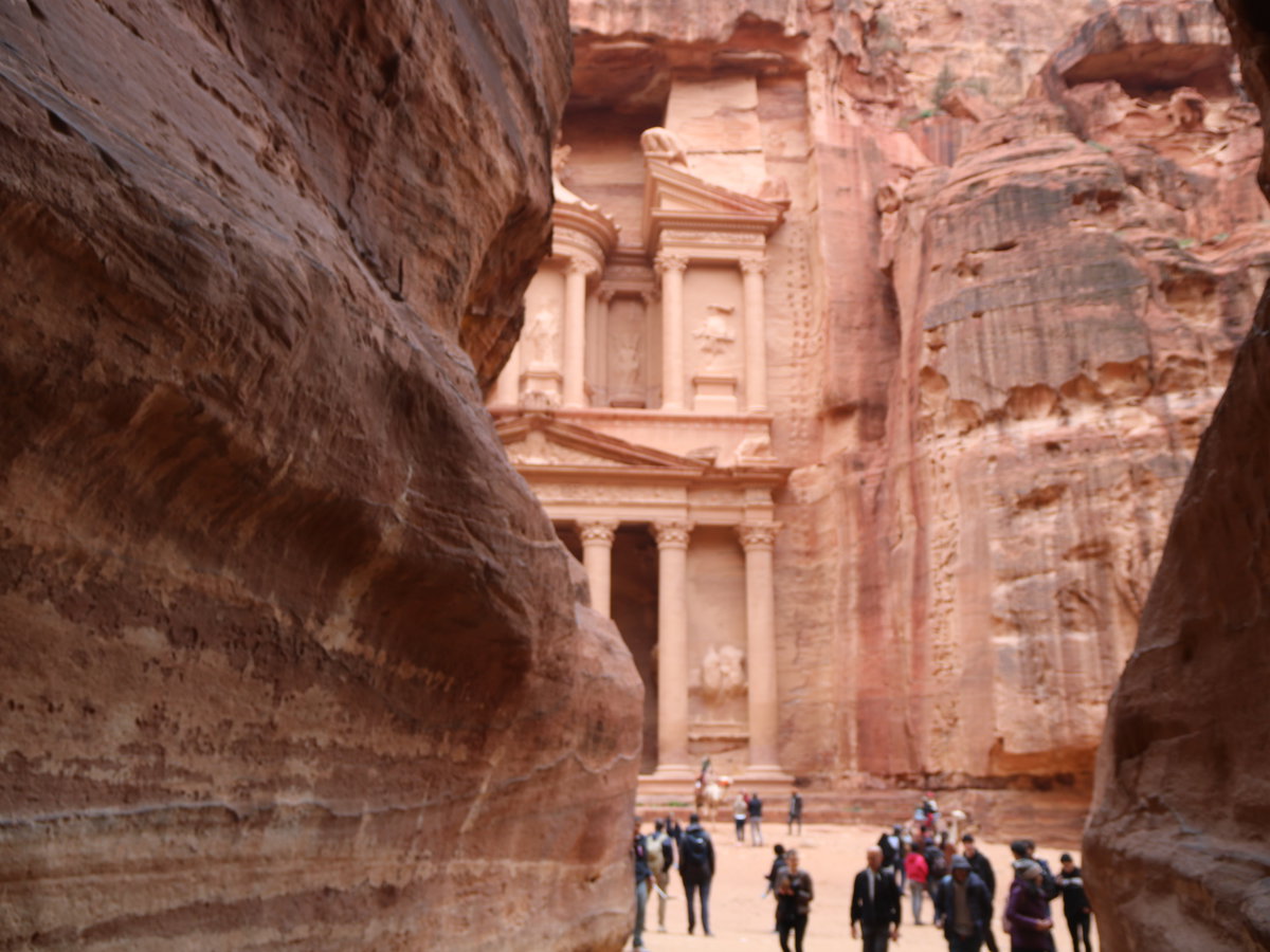 Die Felsenstadt Petra in Jordanien vergisst man so schnell nicht wieder.