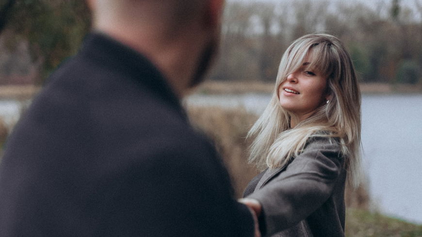 An diesen 4 Anzeichen erkennst du, dass dein Partner dich manipulieren will