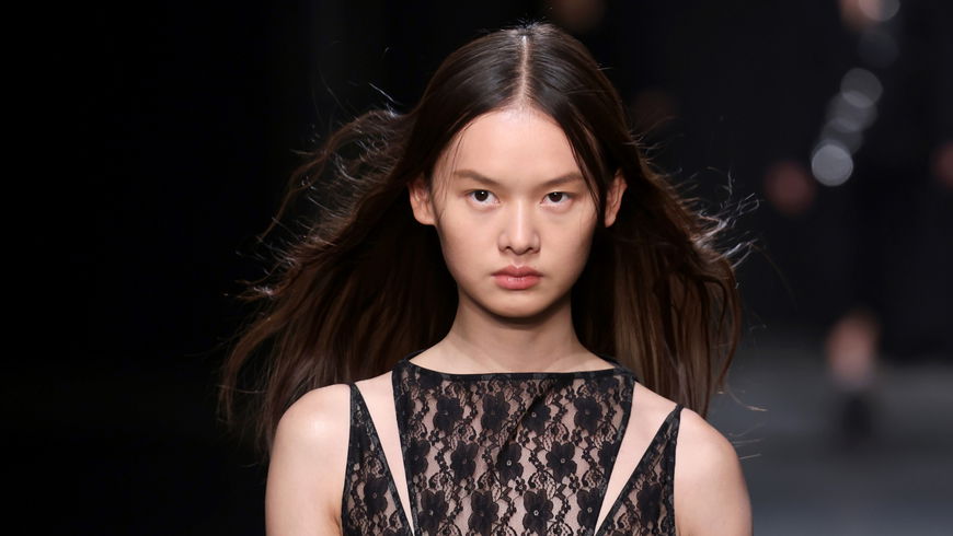 Mode-Trends 2023: Designer setzen im Frühling auf elegante Kleider in DIESEM Stil 