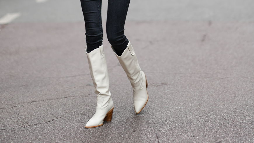 Skinny Jeans müssen SO gestylt werden, um jetzt im Trend zu liegen