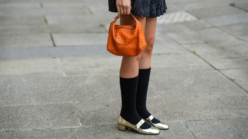 3 flache Schuhe, die im Frühling 2024 absolute Eyecatcher sind
