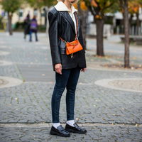 Diese 5 flachen Schuhe passen perfekt zu Skinny Jeans