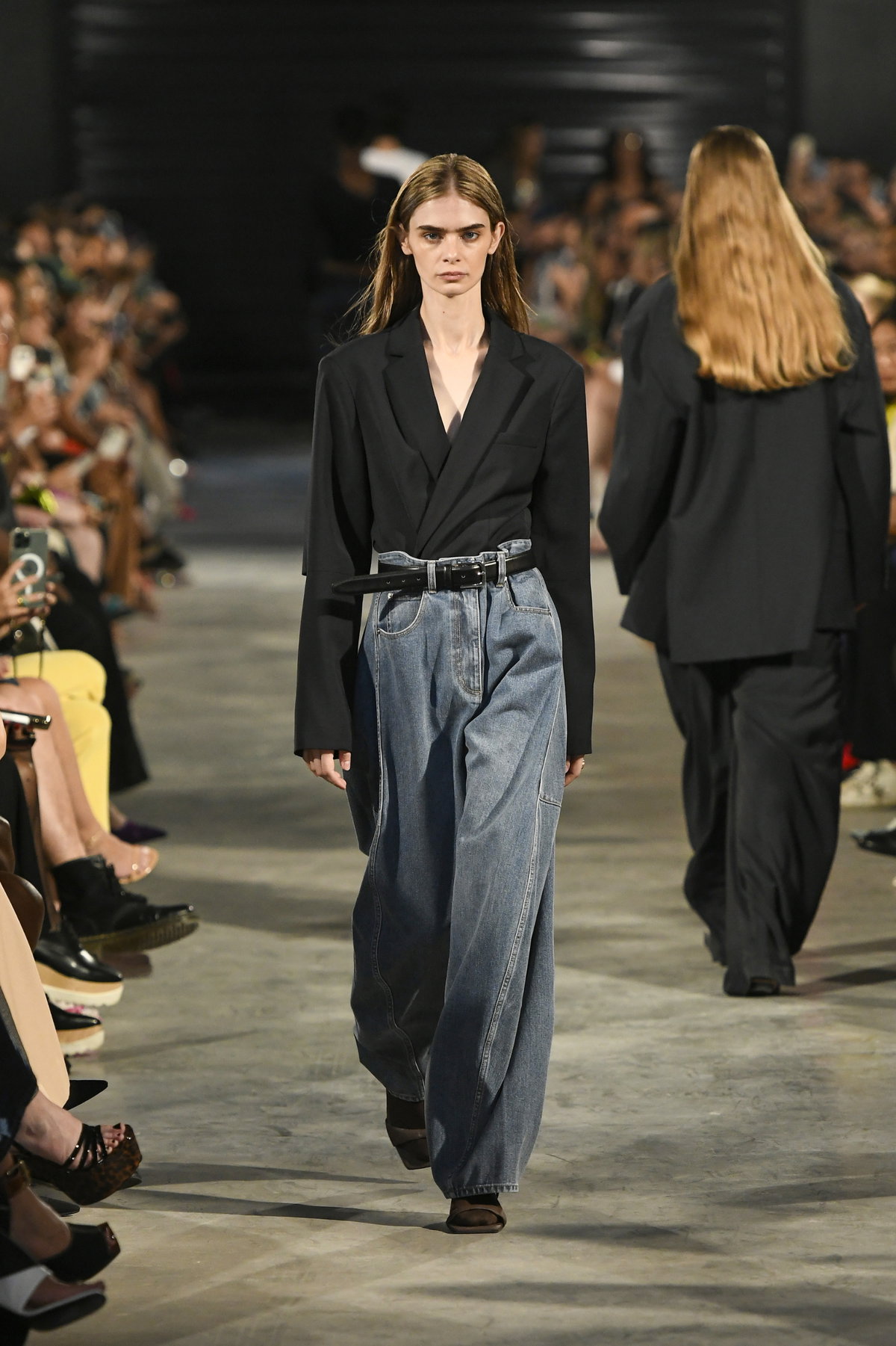 Tibi Spring Summer 2023 Laufsteg Jeans