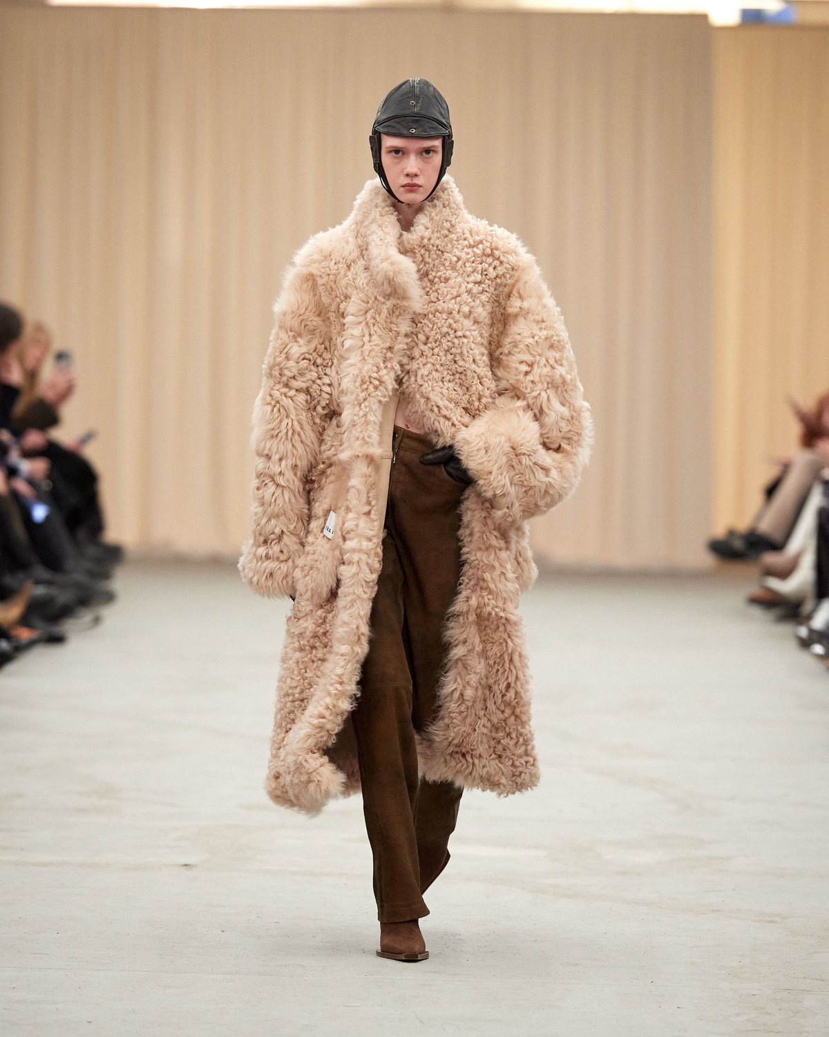 Remain AW23 Runway