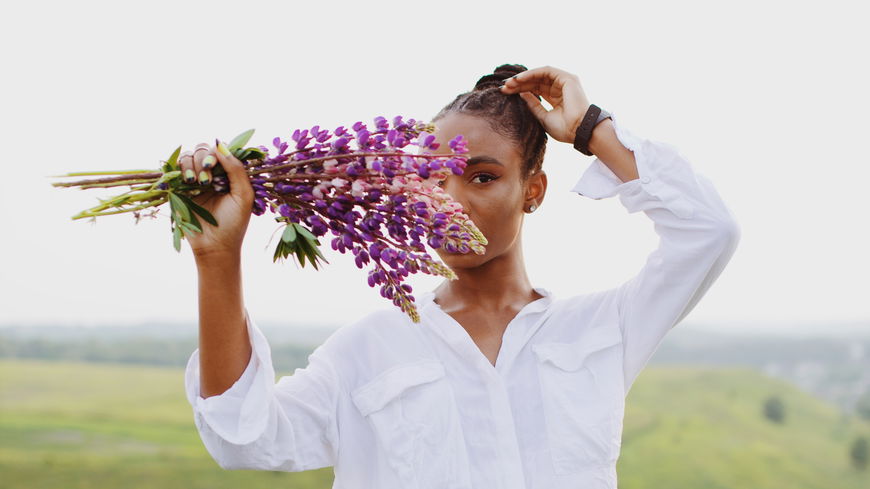 5 florale Parfums, die wir im Frühling 2023 rauf und runter tragen