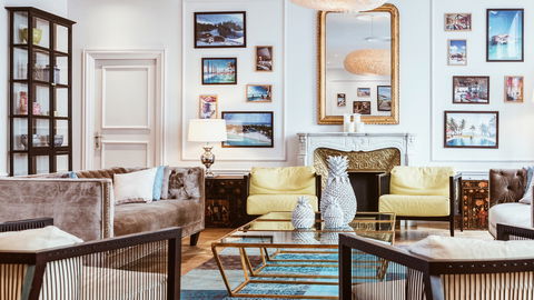 Stilvolles Wohnzimmer: Wie finde ich die passenden Bilder für die Wand?