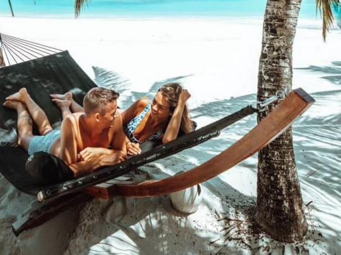 Anika und Taylor Schweigert, LoveLifePassport
