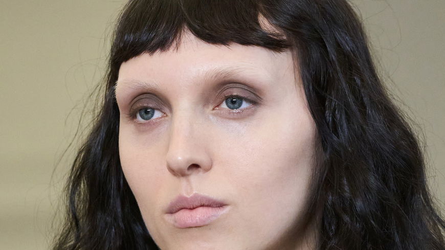 Micro Bangs: Diese Pony-Frisur ist jetzt wieder absolut angesagt