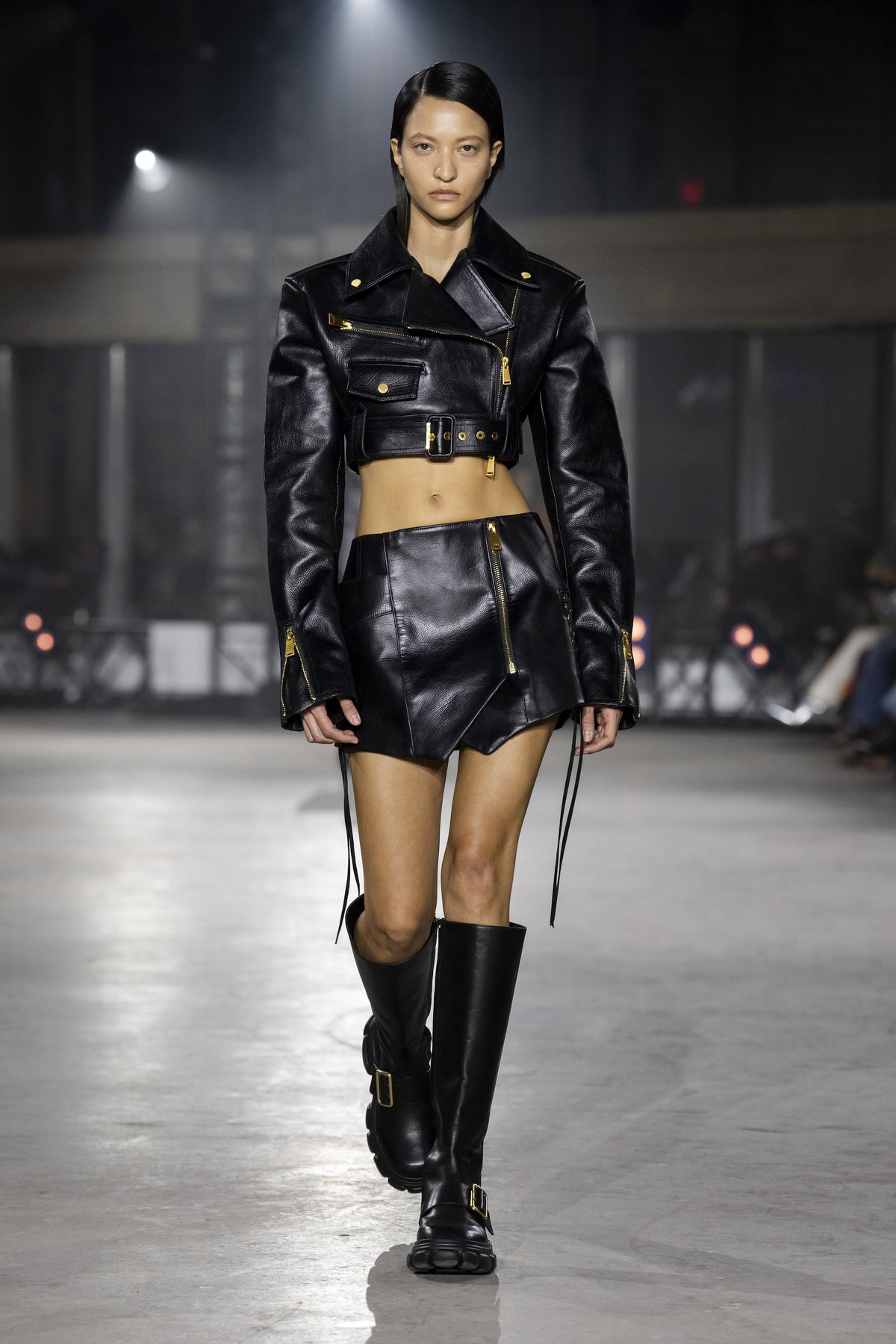 Simkhai Herbst Winter 2023 Runway