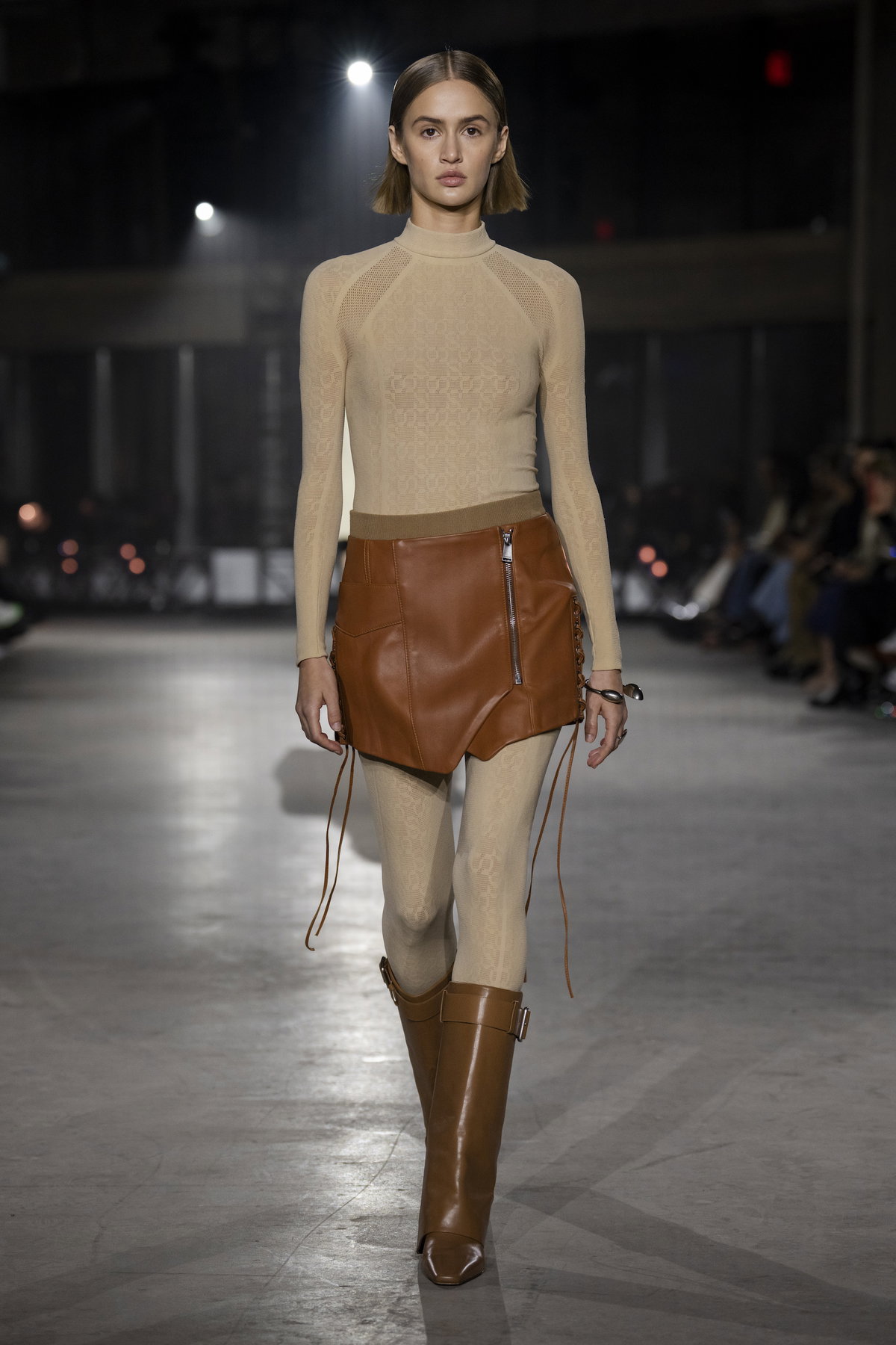 Simkhai Herbst Winter 2023 Runway