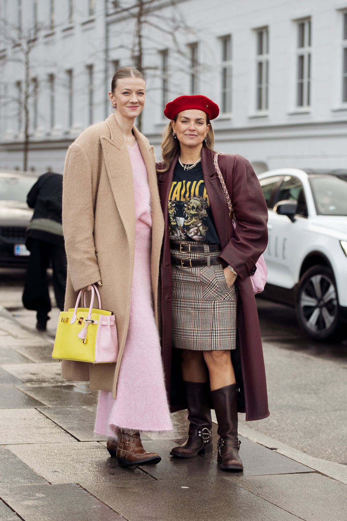 Streetstyle flauschiger Zweiteiler aus Maxirock und Pullover