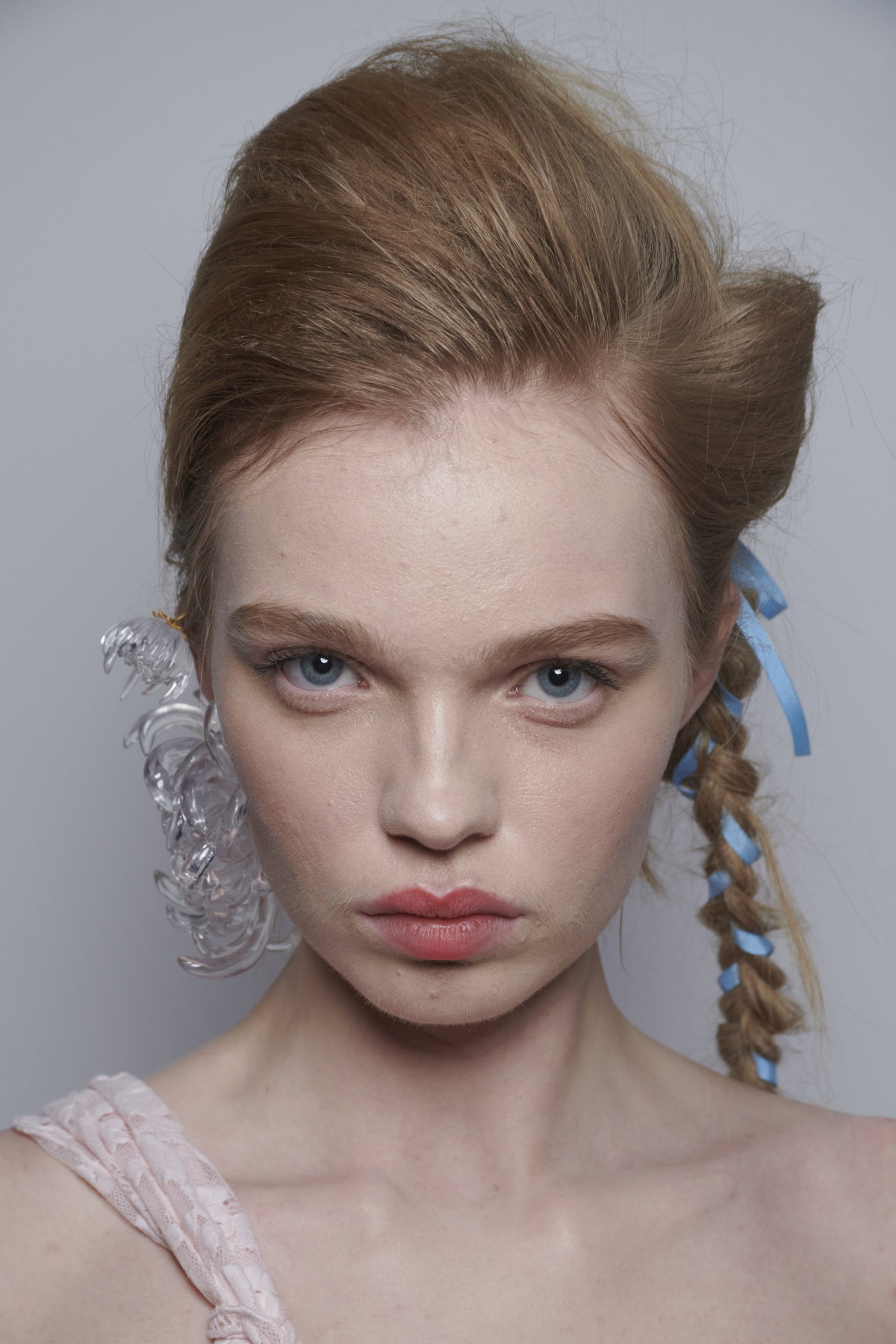 Yuhan Wang Herbst Winter 2023 Beauty