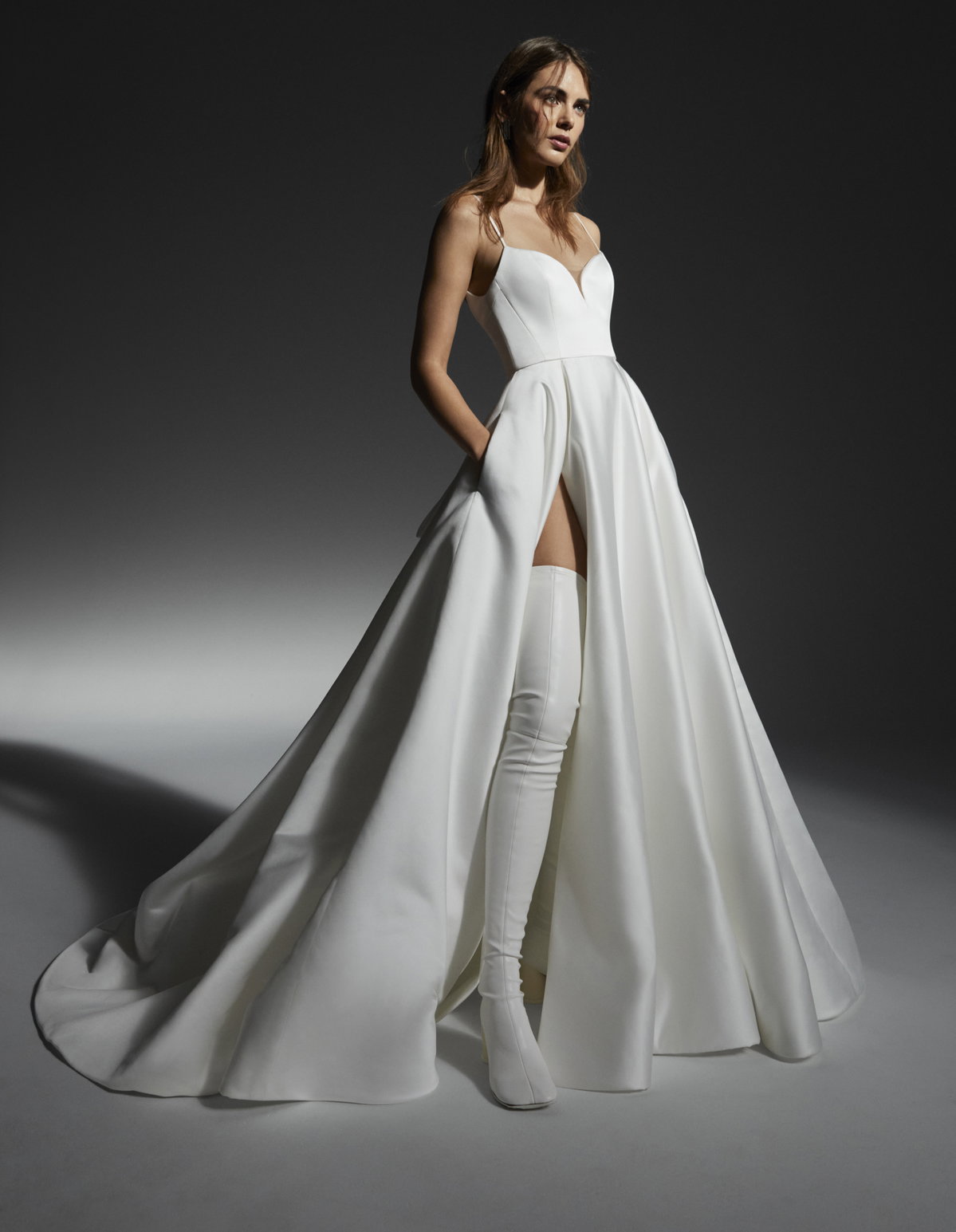 Braukleid Alyne FS 2023