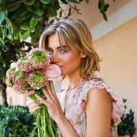 Dresscode Hochzeit: Mit diesem Styling-Guide sind Hochzeitsgäste immer stilvoll gekleidet