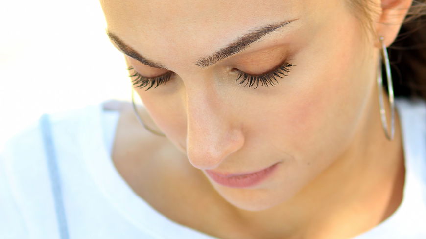 Wimpern färben: So einfach gelingt es dir zu Hause