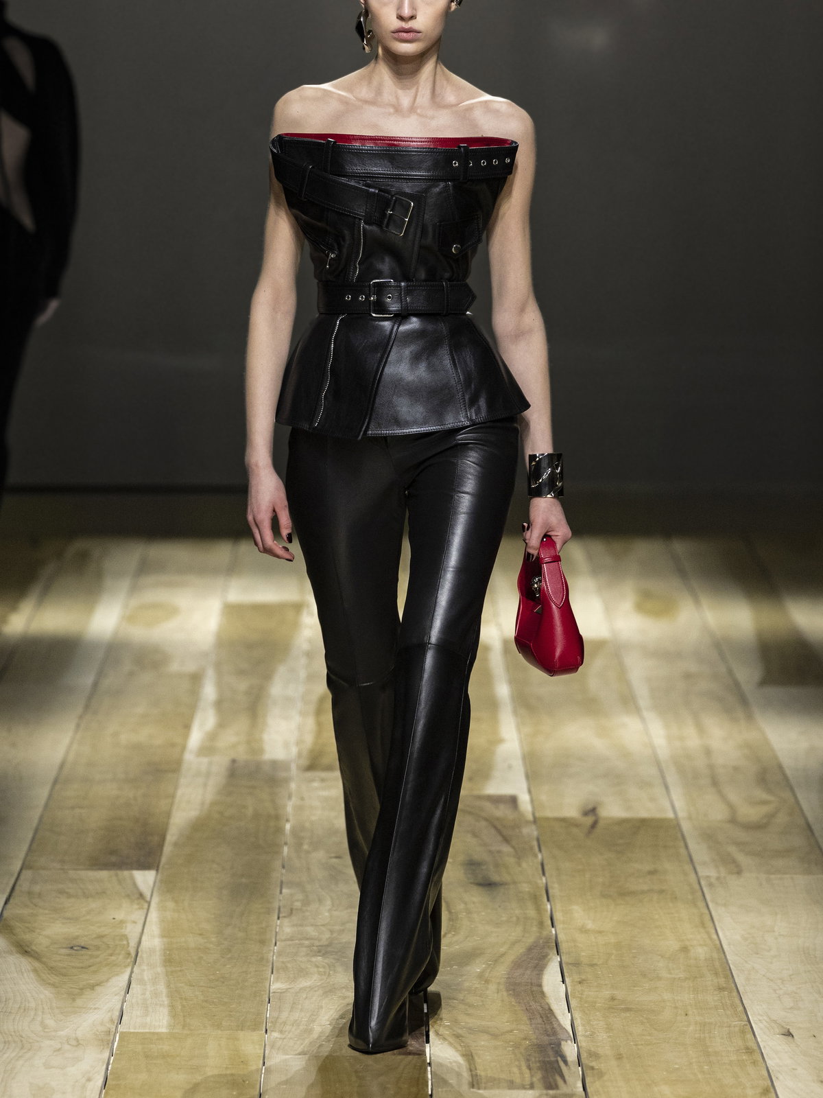Alexander McQueen Herbst Winter 2023 Runway