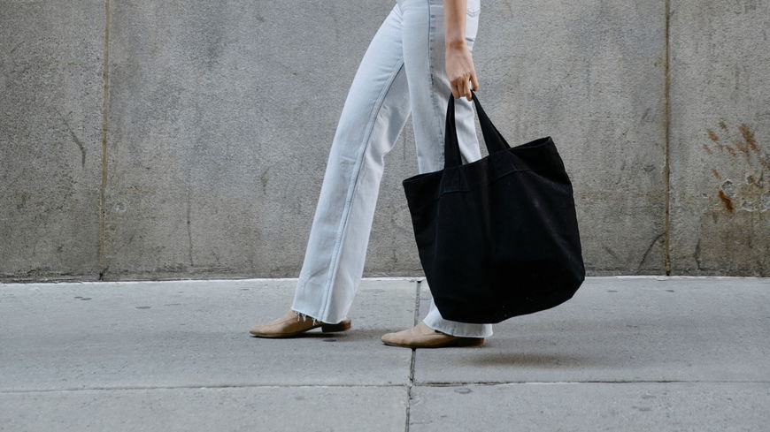 6 flache Schuhe, die wir jetzt bei H&M, COS & Co. shoppen