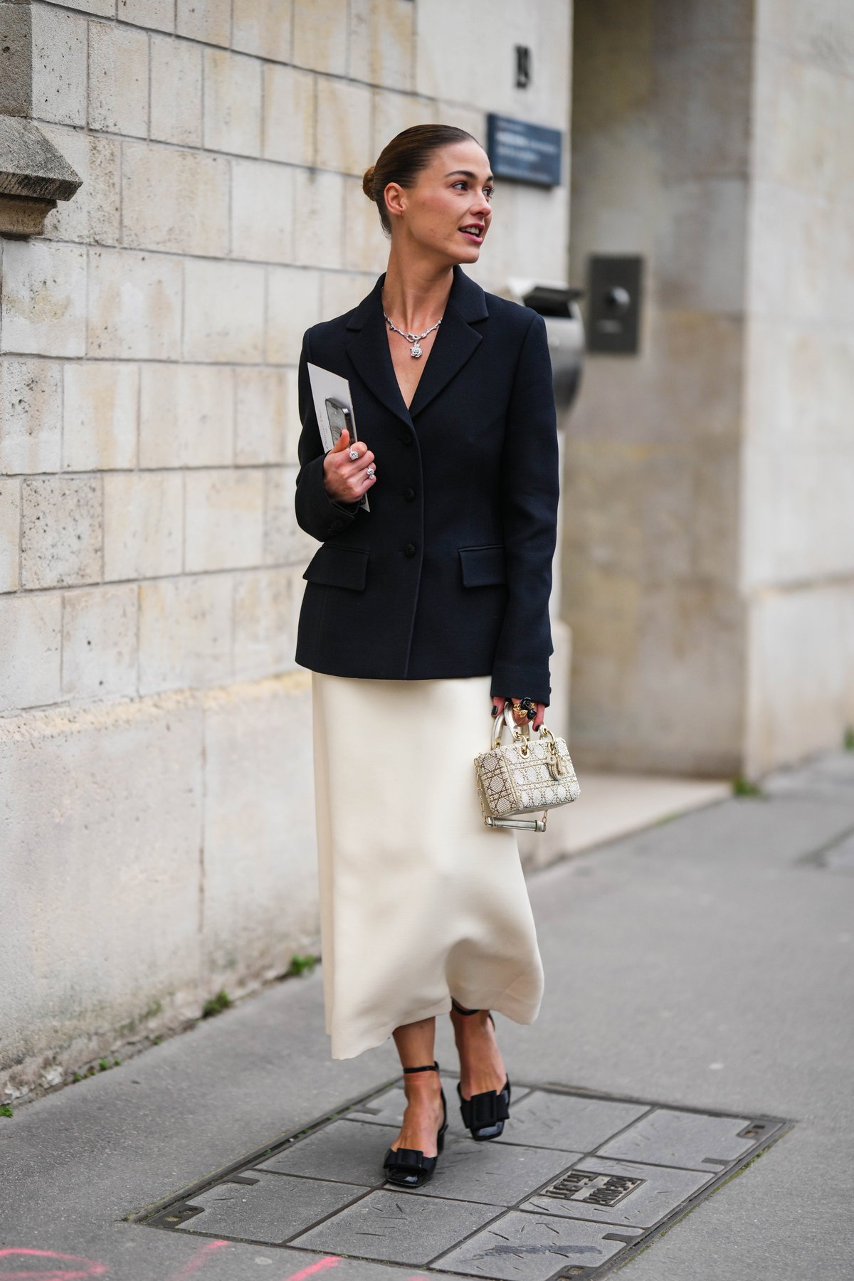 Maxirock kombinieren: Streetstyle