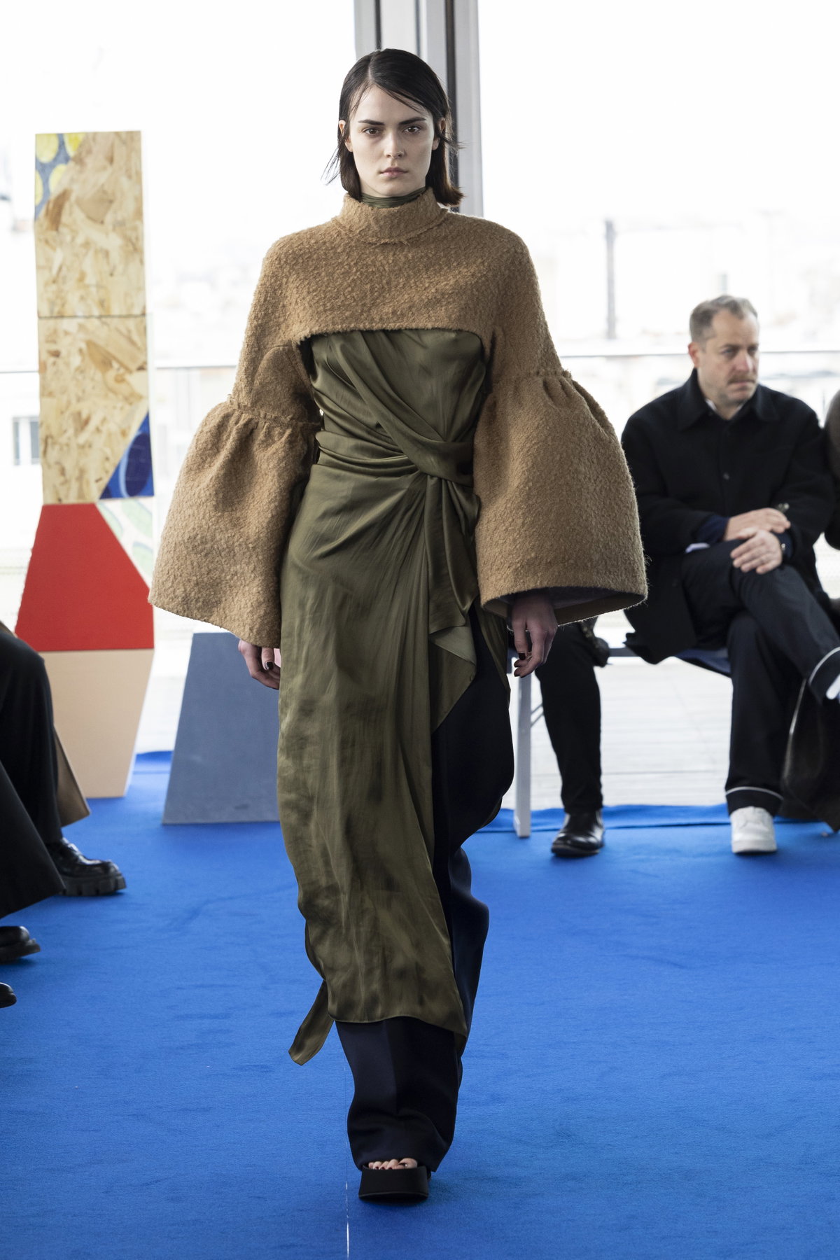 Kleid Rock Hose Runway Herbst Winter 2023