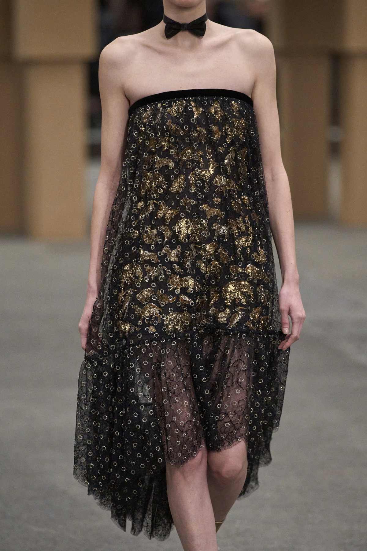 Kleider schulterfrei Chanel
