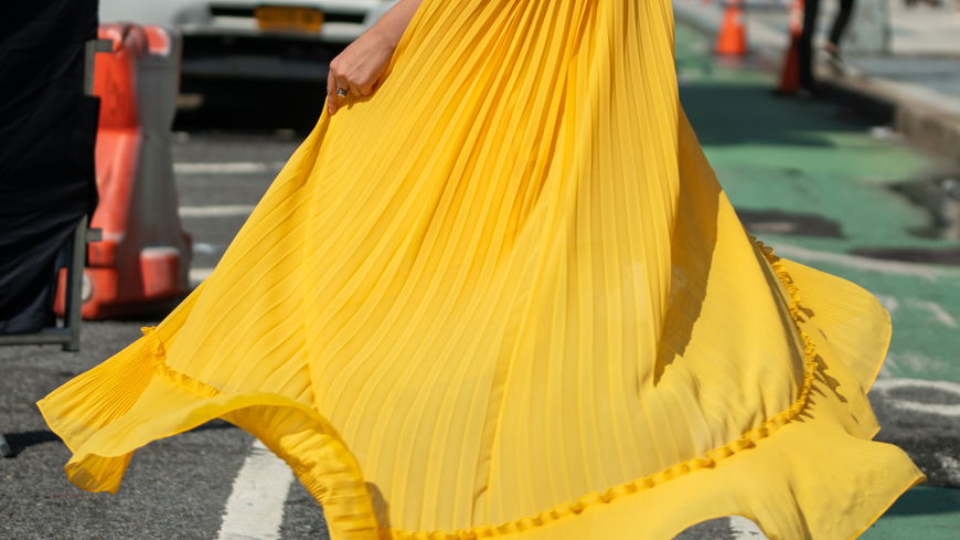 Fashion-Allrounder: Dieses elegante Maxikleid von H&M ist das absolute Must-have für den Sommer 