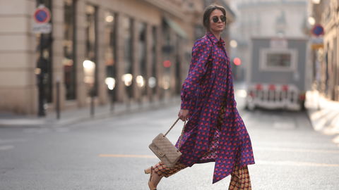 Ein Maxi-Kleid von Mango lieben große Frauen, die sonst keine Kleider mögen