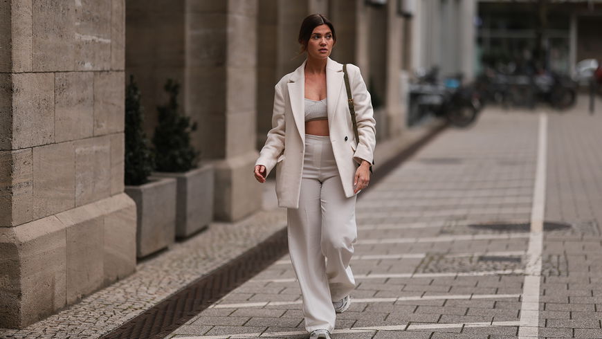 Kein Sneaker beschert so lange Beine wie dieses eine Trend-Modell