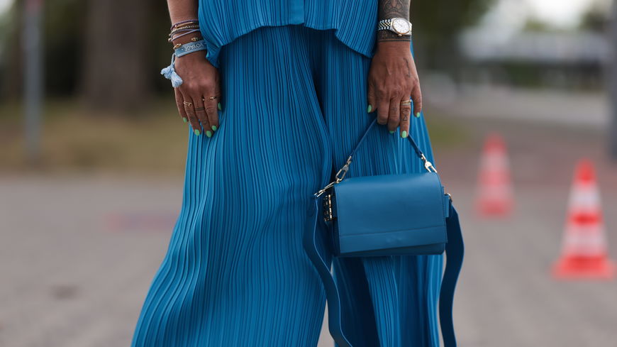 Diese wunderschöne Tasche von Liebeskind ist unser Favorit im August 
