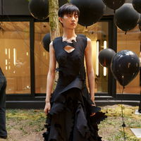 Elegante Kleider müssen jetzt SO aussehen, um wirklich angesagt zu sein