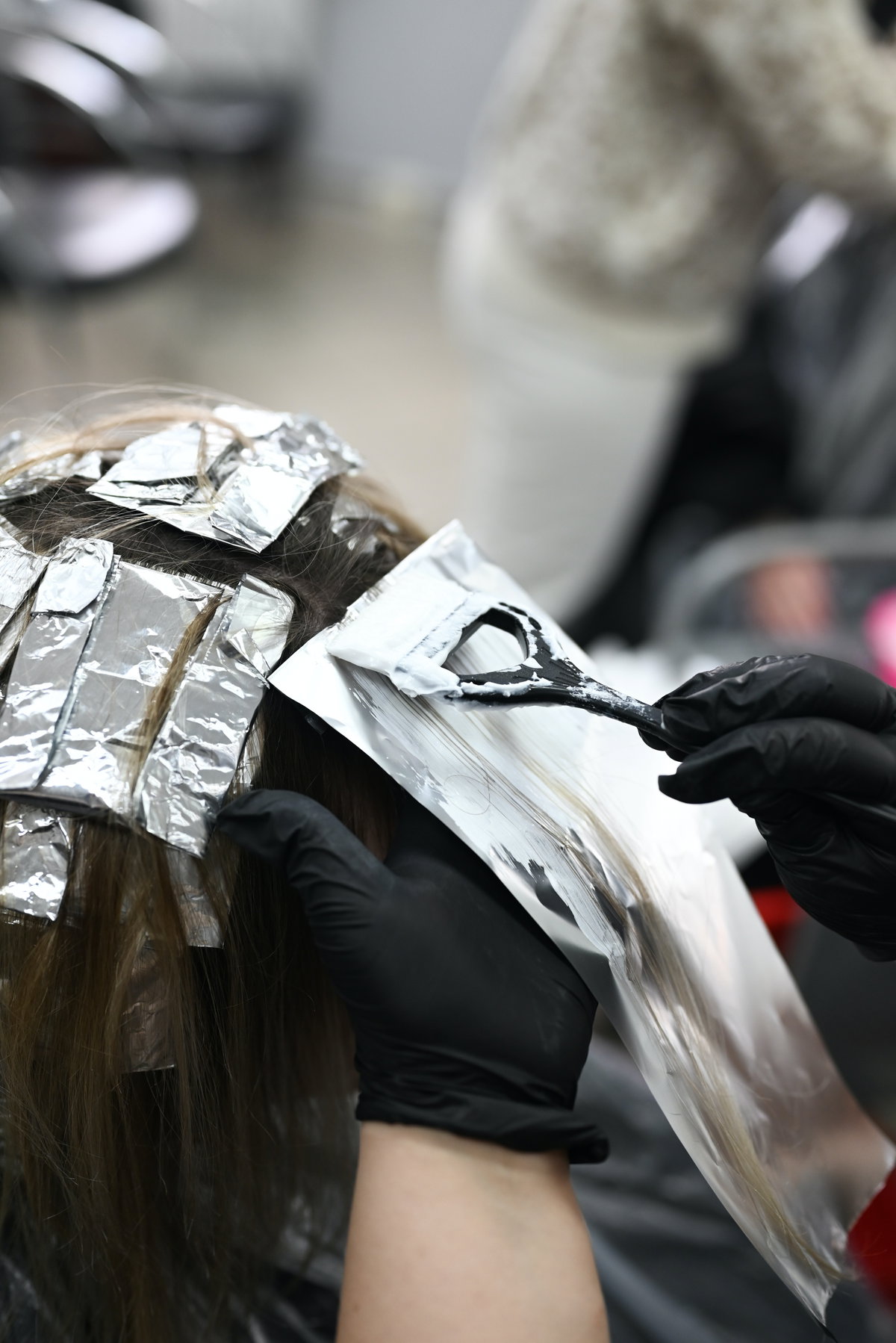 Haare werden gefärbt