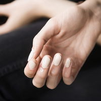 Nagellack-Trend: Diese 7 Lacke in Nude lieben wir besonders