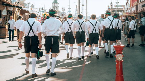 Lederhose waschen: Ja oder nein? Das sind die wichtigsten Pflegetipps