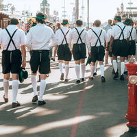 Lederhose waschen: Ja oder nein? Das sind die wichtigsten Pflegetipps