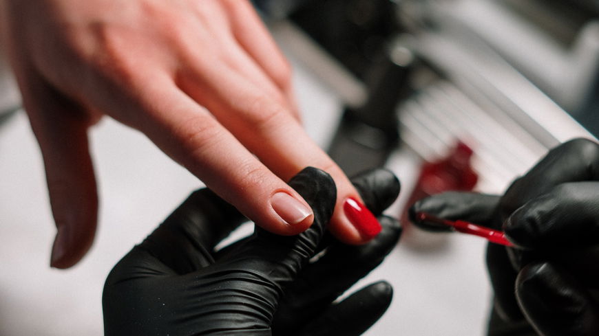 Nagellack schneller trocknen: Die besten Tipps, die du kennen musst