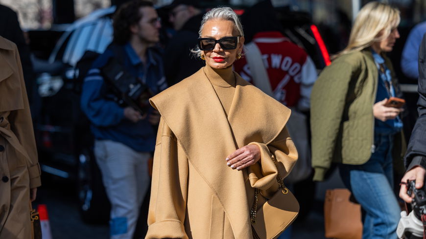 Herbst-Trends: Dieser elegante Mantel von H&M steht Frauen ab 50 perfekt